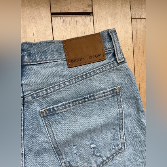 Aritzia Denim Forum The Yoko Short - Picture 13 of 13